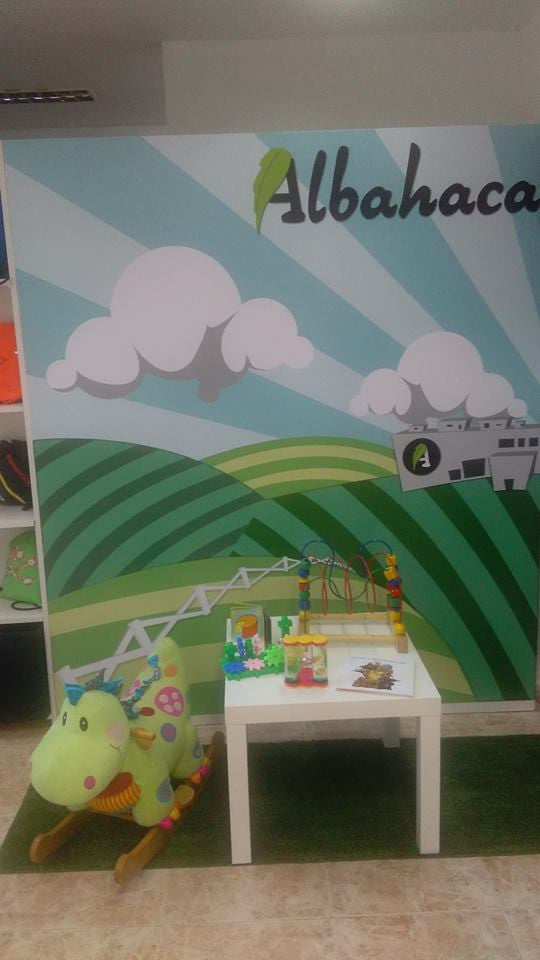 ZONA DE JUEGOS PARA LOS PEQUES